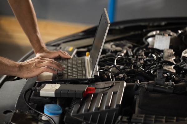 5 Interesting Ways Your Vehicle Benefits From Regular Computer Diagnostics | Tom's Auto Center